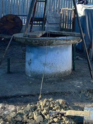 Curatare fantana forum, Curatare fantana veche, Curatat fantana pret